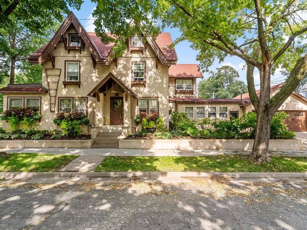1470 W 35th Street, Minneapolis, MN 55408