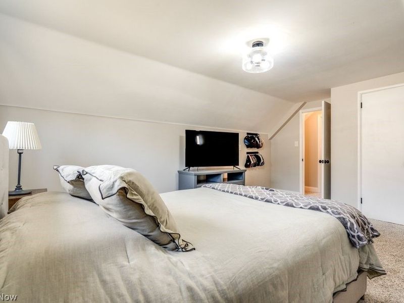 2331 Larchdale Drive , Cuyahoga Falls, OH 44221 Photo 25