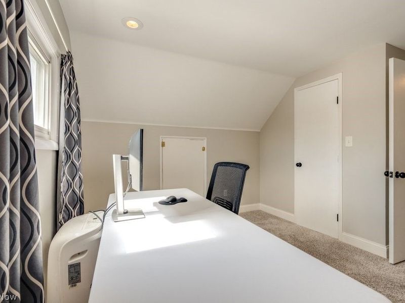 2331 Larchdale Drive , Cuyahoga Falls, OH 44221 Photo 28