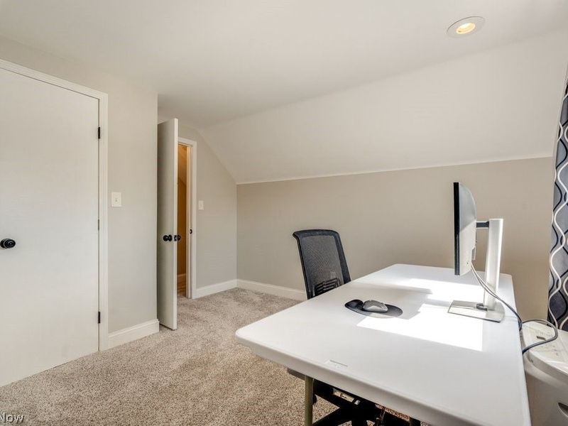 2331 Larchdale Drive , Cuyahoga Falls, OH 44221 Photo 29