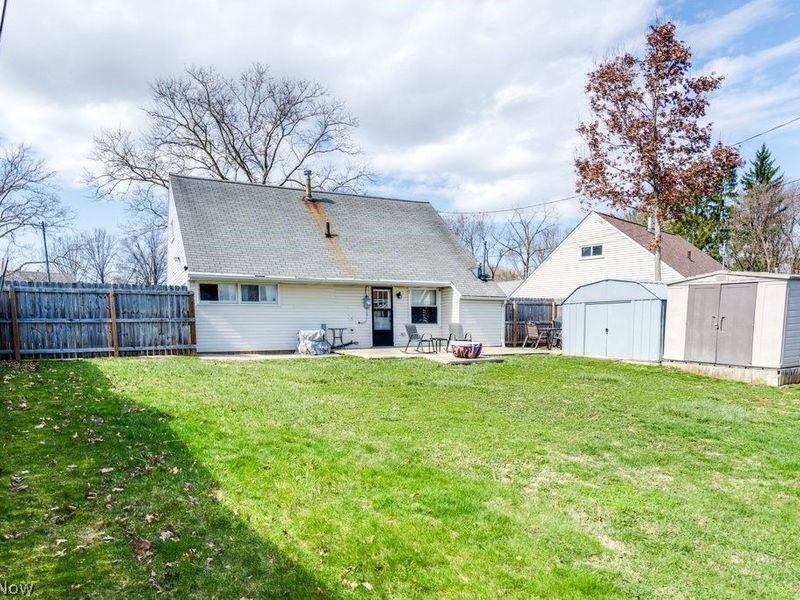 2331 Larchdale Drive , Cuyahoga Falls, OH 44221 Photo 32