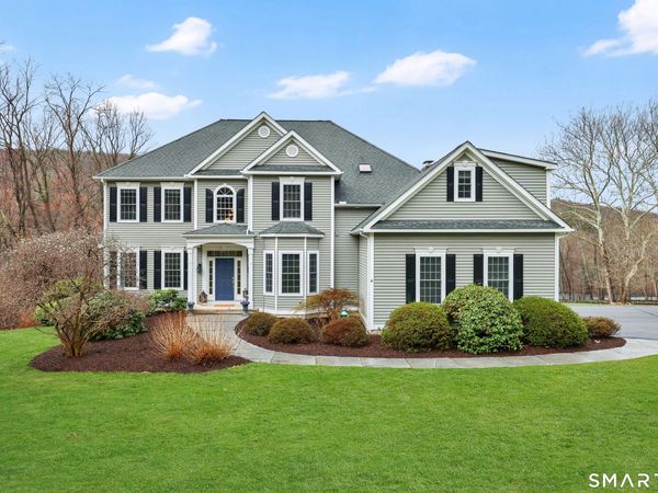 589 Huckleberry Hill, Avon, CT 06001