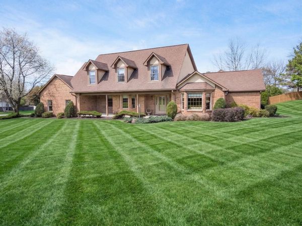 13355 Waterton Drive, Pickerington, OH 43147