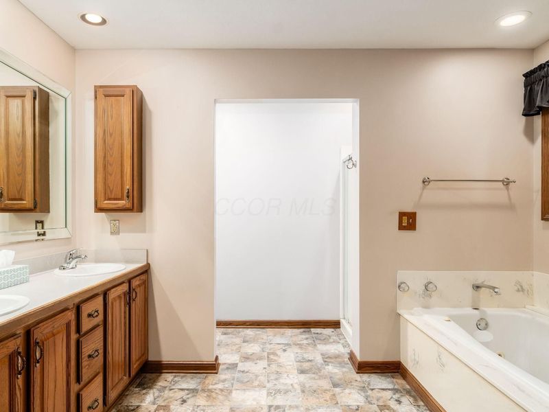 13355 Waterton Drive, Pickerington, OH 43147 Photo 39