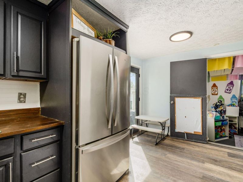 580 Evergreen Terrace , Columbus, OH 43228 Photo 14