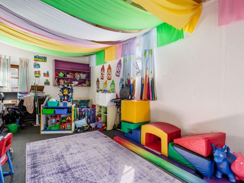 580 Evergreen Terrace , Columbus, OH 43228 Photo 17