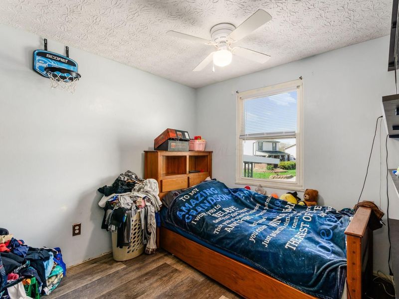 580 Evergreen Terrace , Columbus, OH 43228 Photo 19