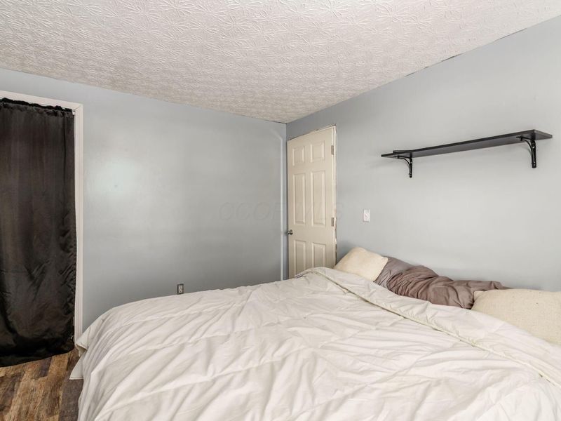 580 Evergreen Terrace , Columbus, OH 43228 Photo 22