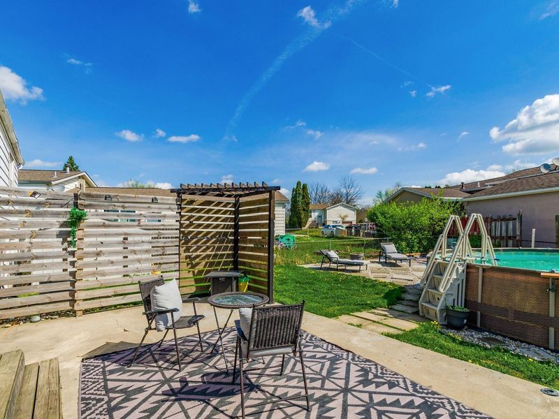 580 Evergreen Terrace , Columbus, OH 43228 Photo 32