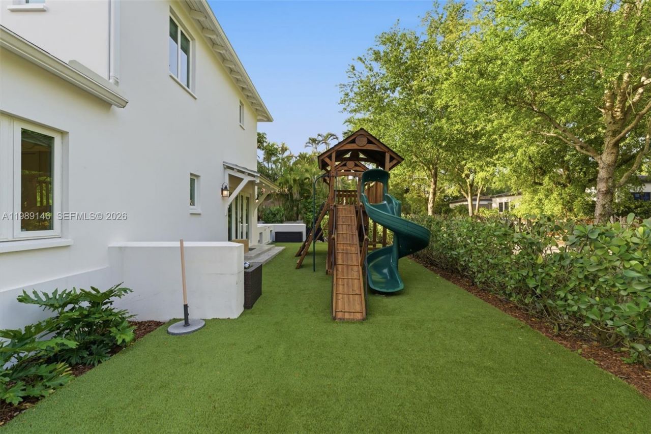 748 Palermo Ave, Coral Gables, FL 33134 Photo