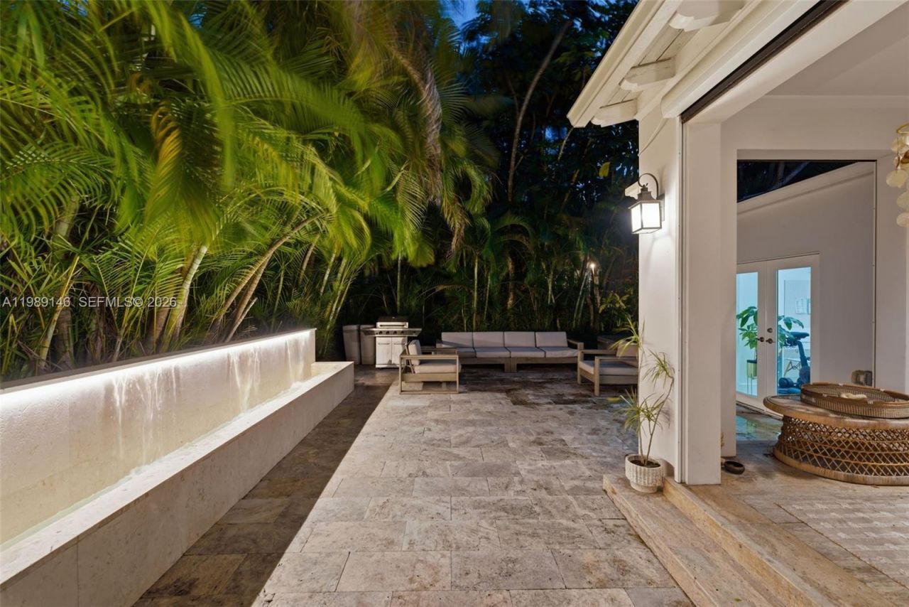 748 Palermo Ave, Coral Gables, FL 33134 Photo