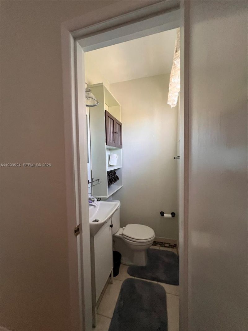 151 W 63rd St, Hialeah, FL 33012 Photo
