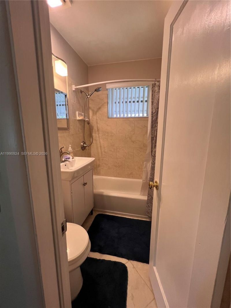 151 W 63rd St, Hialeah, FL 33012 Photo