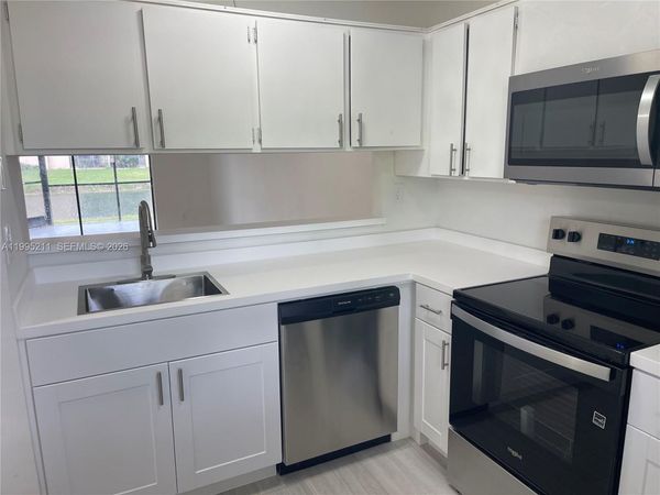 3199 Foxcroft Rd , Unit 110, Miramar, FL 33025