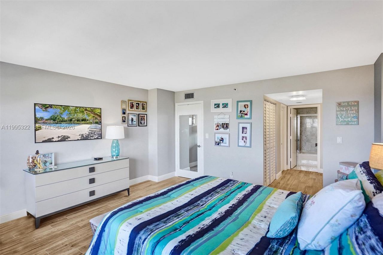 3200 N Port Royale Dr N, Unit 1209, Fort Lauderdale, FL 33308 Photo