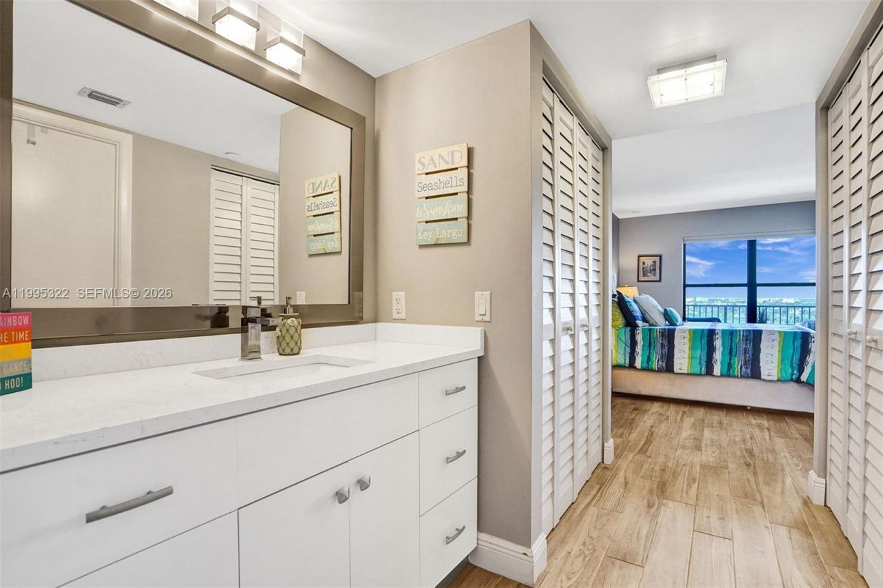 3200 N Port Royale Dr N, Unit 1209, Fort Lauderdale, FL 33308 Photo