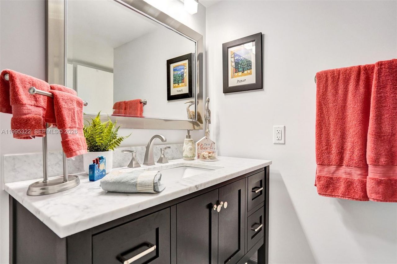 3200 N Port Royale Dr N, Unit 1209, Fort Lauderdale, FL 33308 Photo