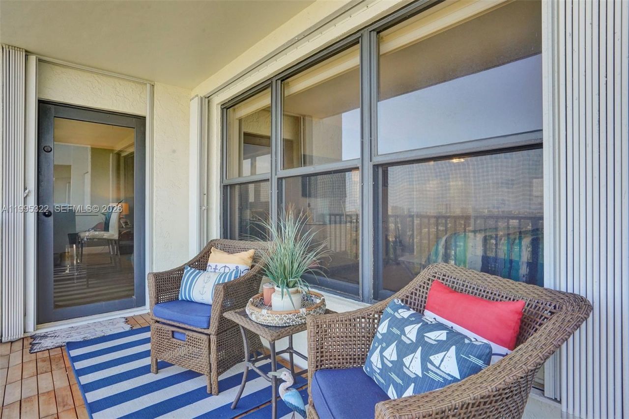 3200 N Port Royale Dr N, Unit 1209, Fort Lauderdale, FL 33308 Photo