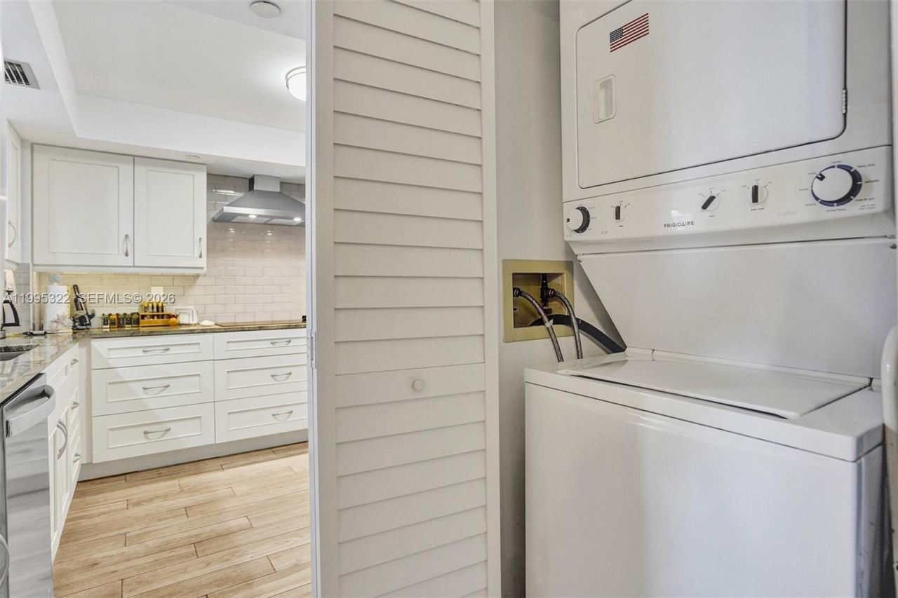 3200 N Port Royale Dr N, Unit 1209, Fort Lauderdale, FL 33308 Photo