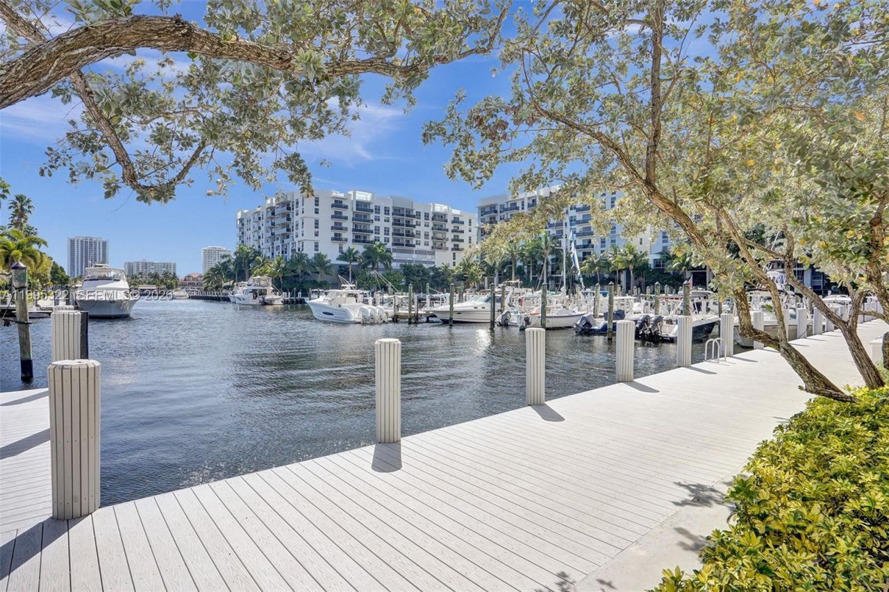 3200 N Port Royale Dr N, Unit 1209, Fort Lauderdale, FL 33308 Photo