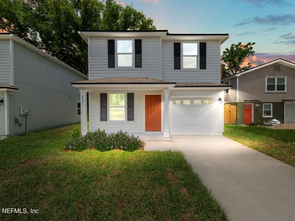 5914 MONCRIEF Road W, Jacksonville, FL 32219