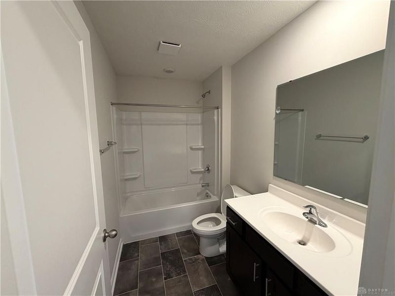 1414 Camden Ln, Xenia, OH 45385 Photo 8