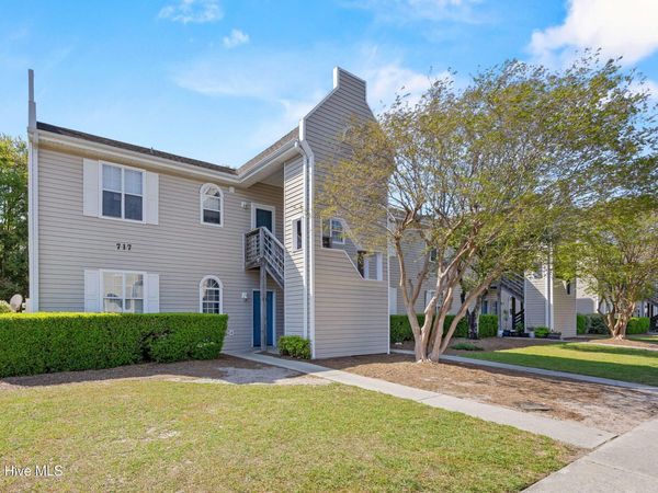 717 Bragg Drive, Unit Apt F, Wilmington, NC 28412
