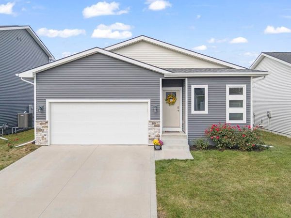 604 1st Street NW, Bondurant, IA 50035