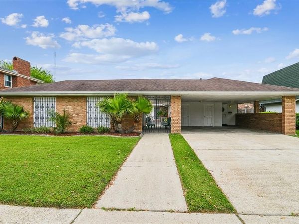 1929 CAROL SUE Avenue, Terrytown, LA 70056