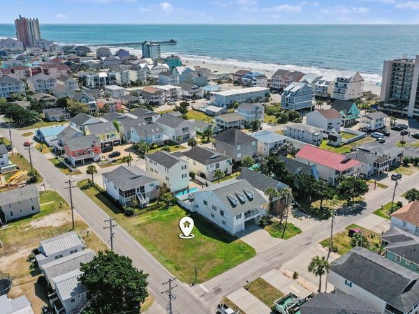 218 25th Ave. N , North Myrtle Beach, SC 29582