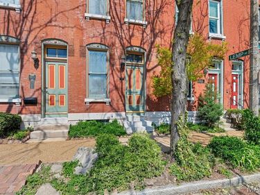 1911 Lynch Street, St Louis, MO 63118