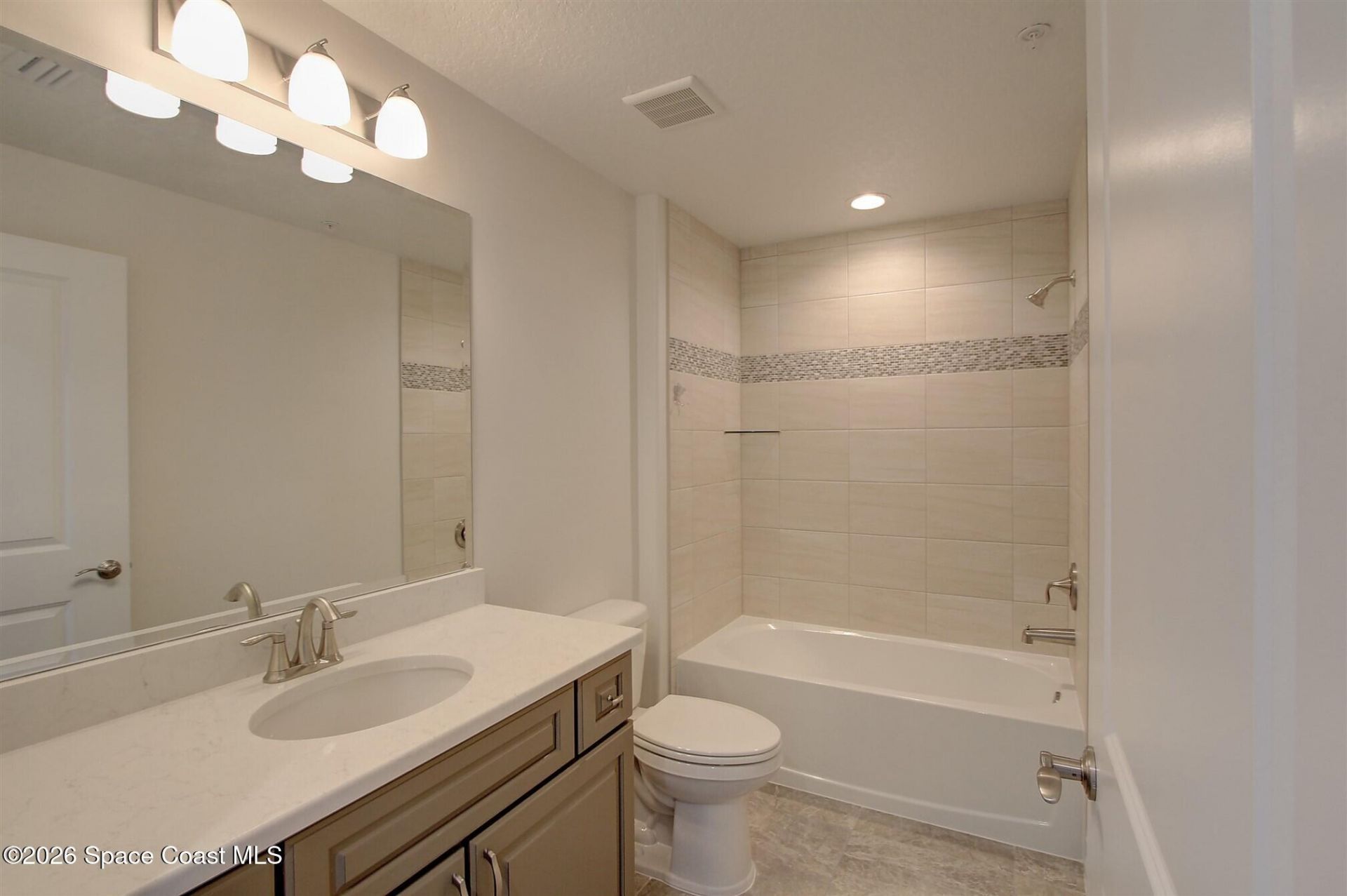 1465 S Harbor City Boulevard , Unit 404, Melbourne, FL 32901 Photo