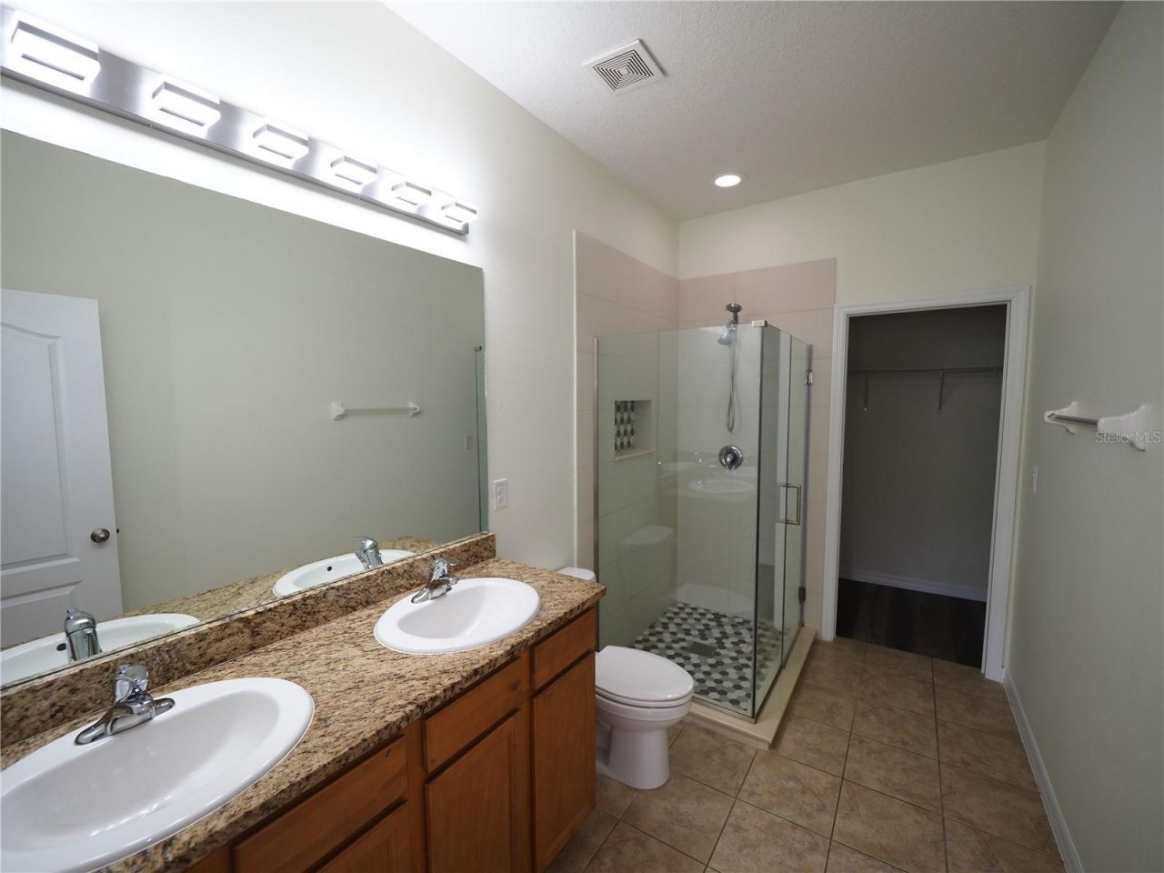 8140 Enclave Way , Unit 101, Sarasota, FL 34243 Photo