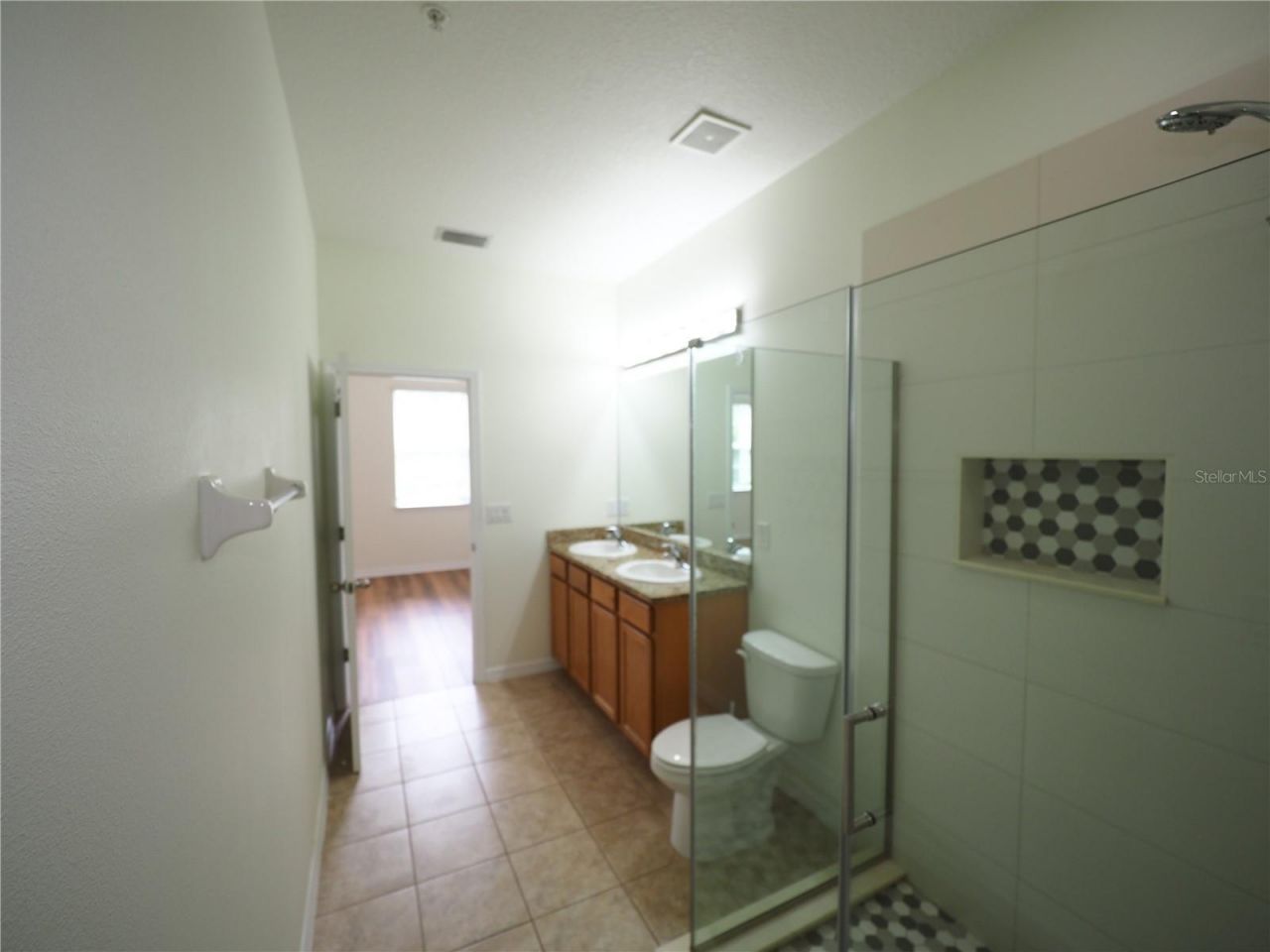 8140 Enclave Way , Unit 101, Sarasota, FL 34243 Photo