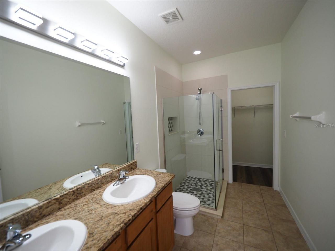 8140 Enclave Way , Unit 101, Sarasota, FL 34243 Photo
