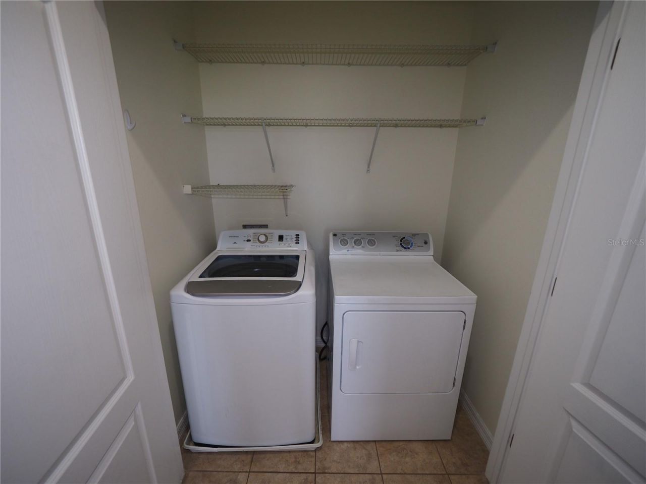 8140 Enclave Way , Unit 101, Sarasota, FL 34243 Photo