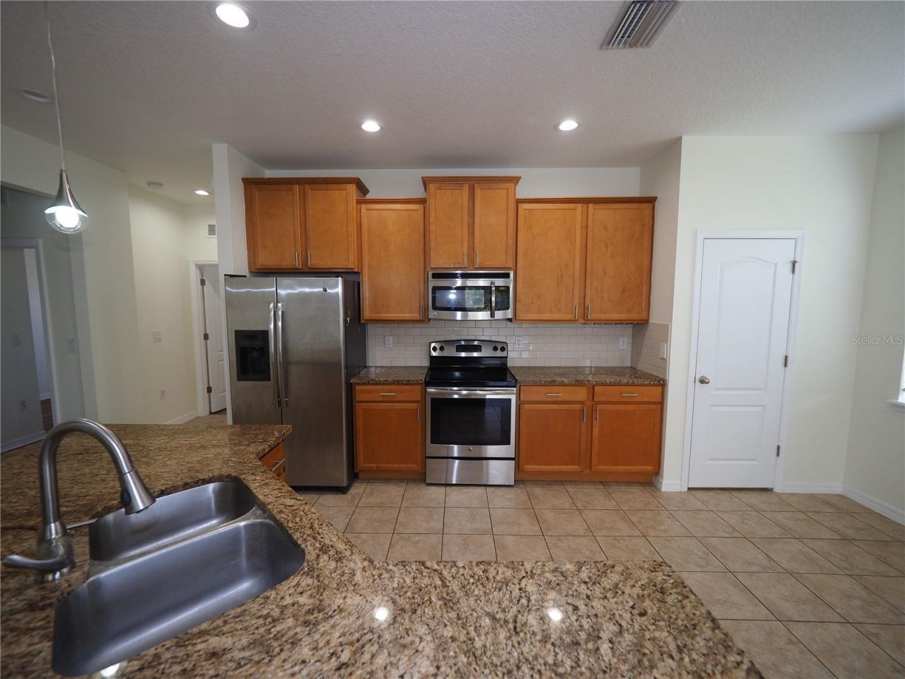 8140 Enclave Way , Unit 101, Sarasota, FL 34243 Photo