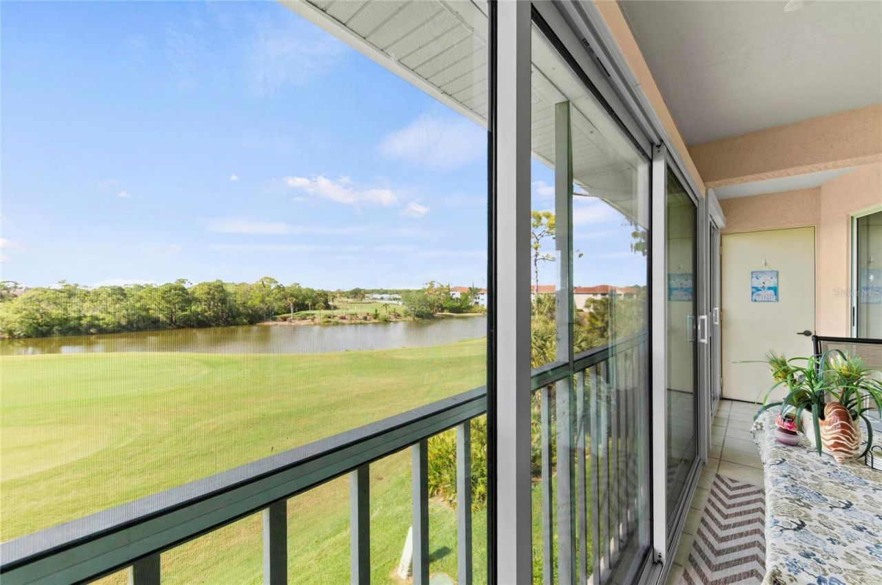 9610 Club South Circle , Unit 4306, Sarasota, FL 34238 Photo