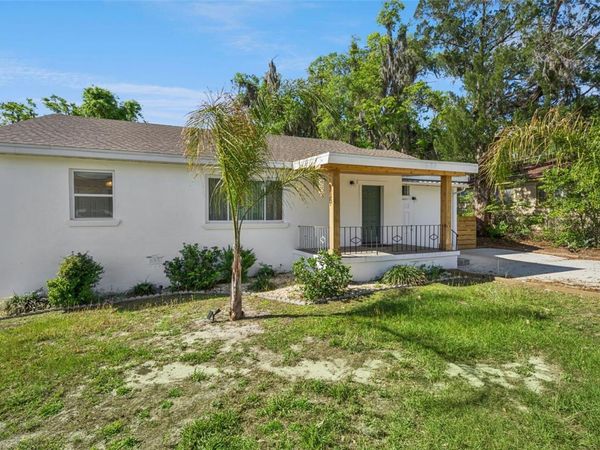 334 W HOWRY AVENUE , DELAND, FL 32720