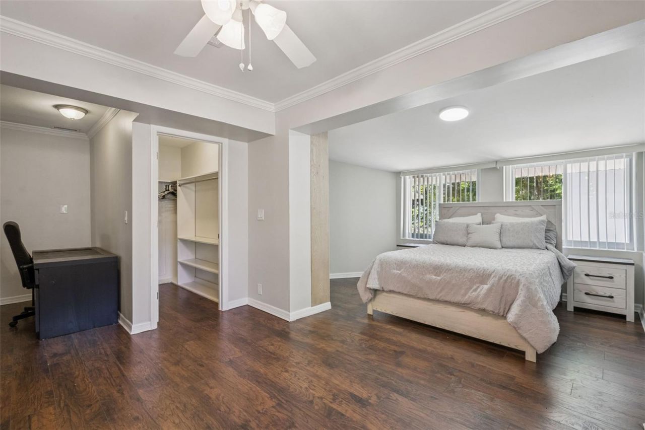 334 W Howry Avenue , Deland, FL 32720 Photo