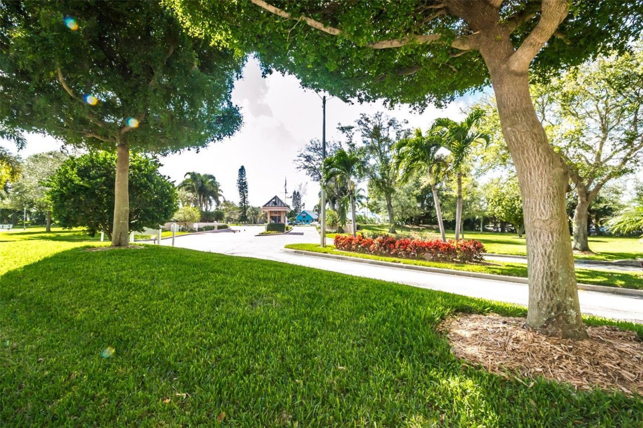 9495 Blind Pass Road , Unit 205, Saint Pete Beach, FL 33706 Photo