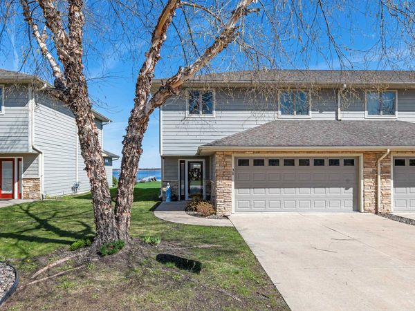 178 E Front Street, Unit 31, Marquette, WI 53947