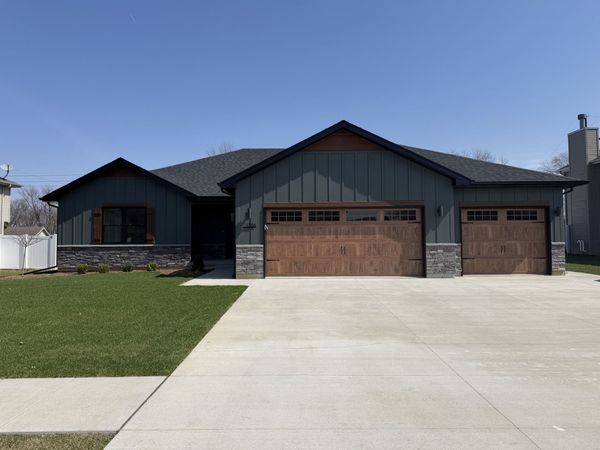 1356 Eagle Bluff Drive , Bourbonnais, IL 60914