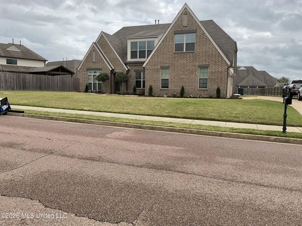 4186 Carolyn Mitchell Drive, Olive Branch, MS 38654