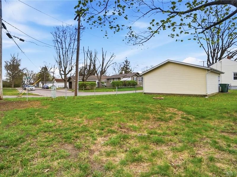 2901 Lansing Drive, Dayton, OH 45420 Photo 31