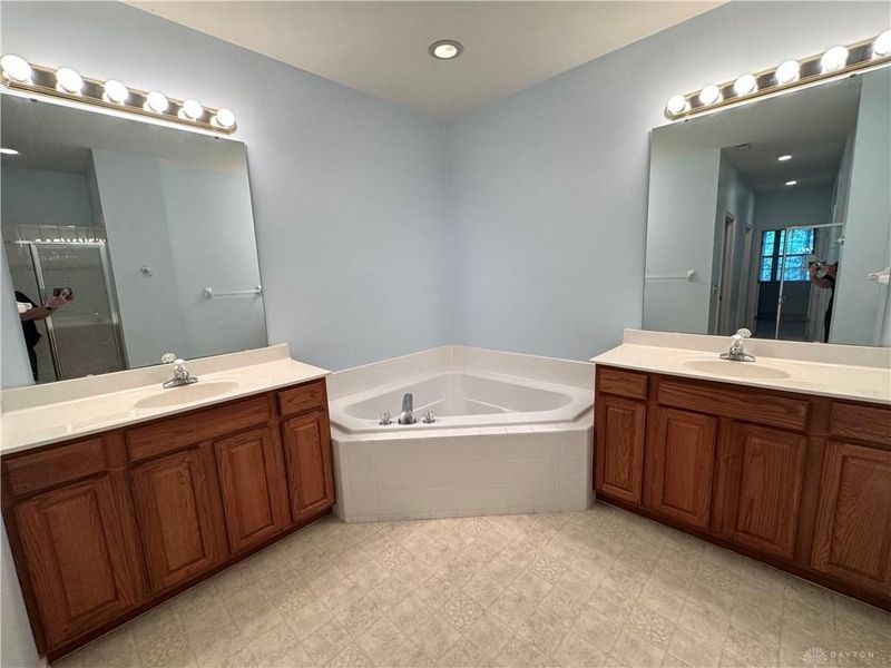 6889 Gentry Lane, Deerfield Township, OH 45040 Photo 6