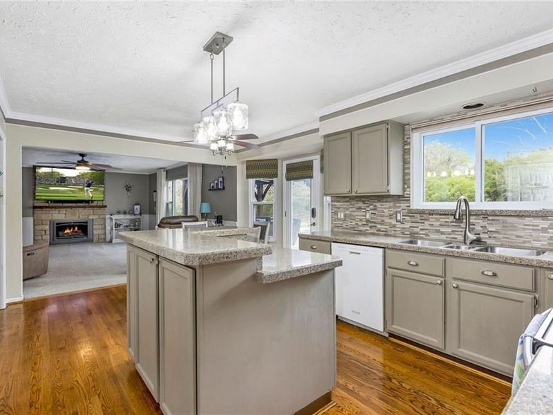 7819 Moatbridge Court, West Chester, OH 45069 Photo 9