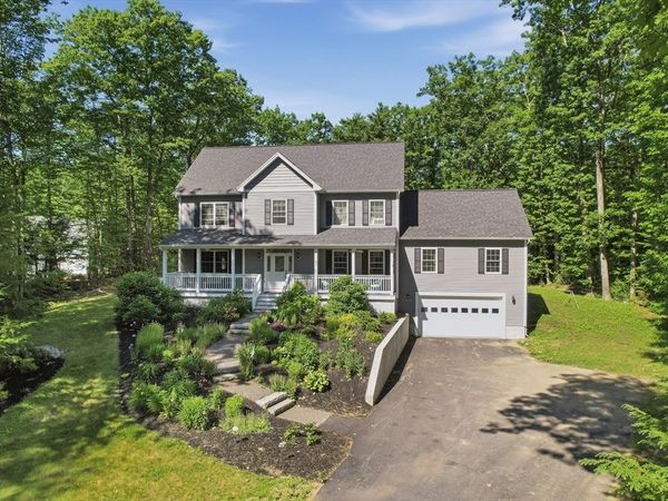 7 Lefevre Drive, Kingston, NH 03848