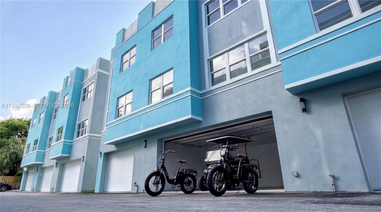 824 SE 12th Ct, Unit 856, Fort Lauderdale, FL 33316 Photo