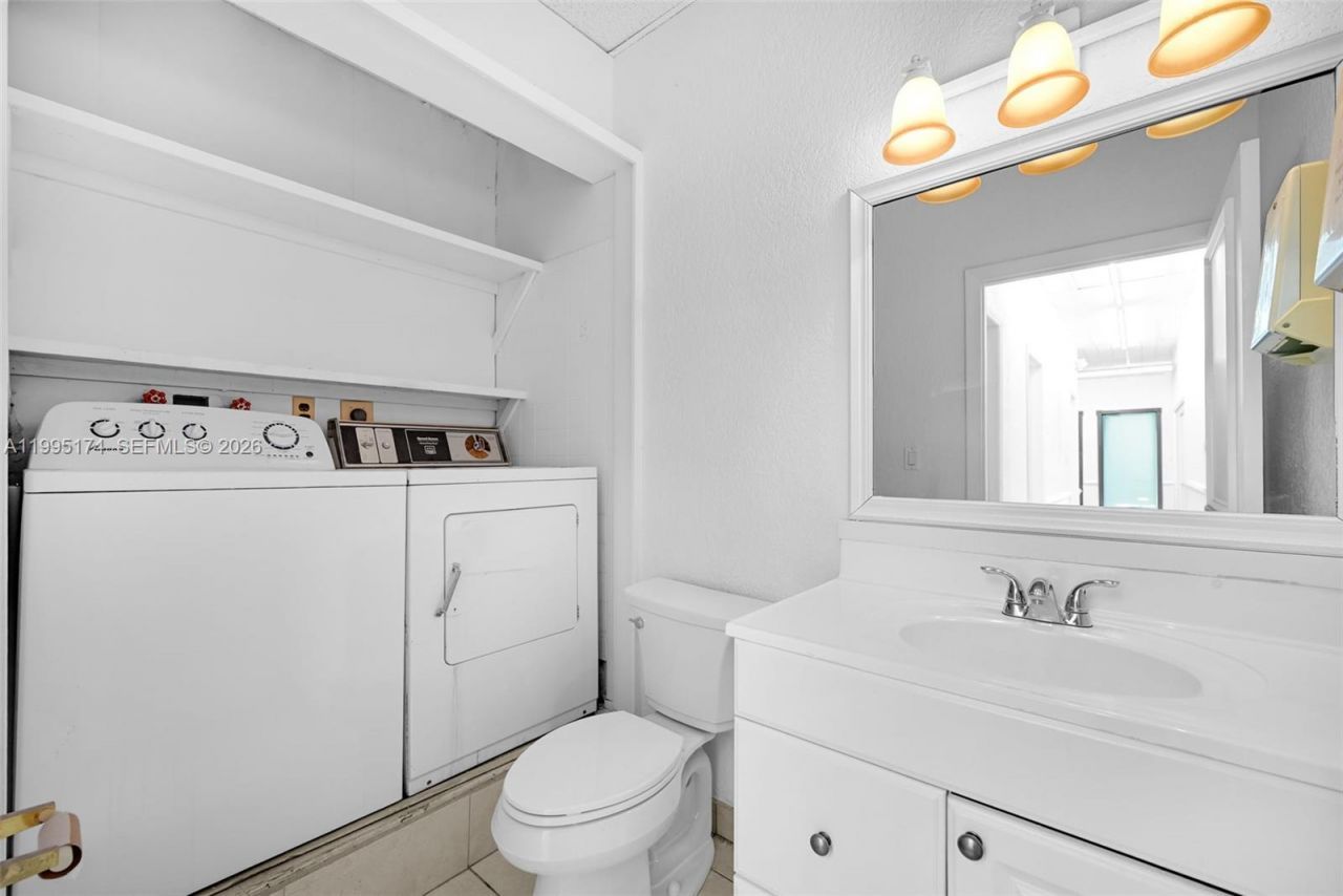 3801 N University Dr, Unit 501, Sunrise, FL 33351 Photo